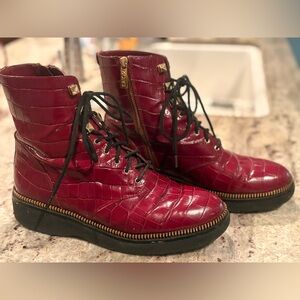 Michael Kors leather crocodile pattern boots size 11 women’s